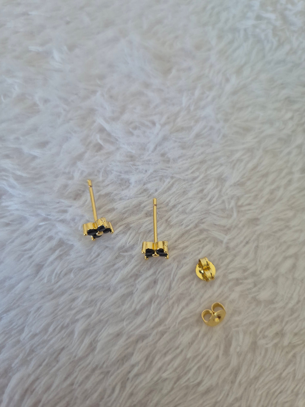 Boucles d'oreilles strass noirs
