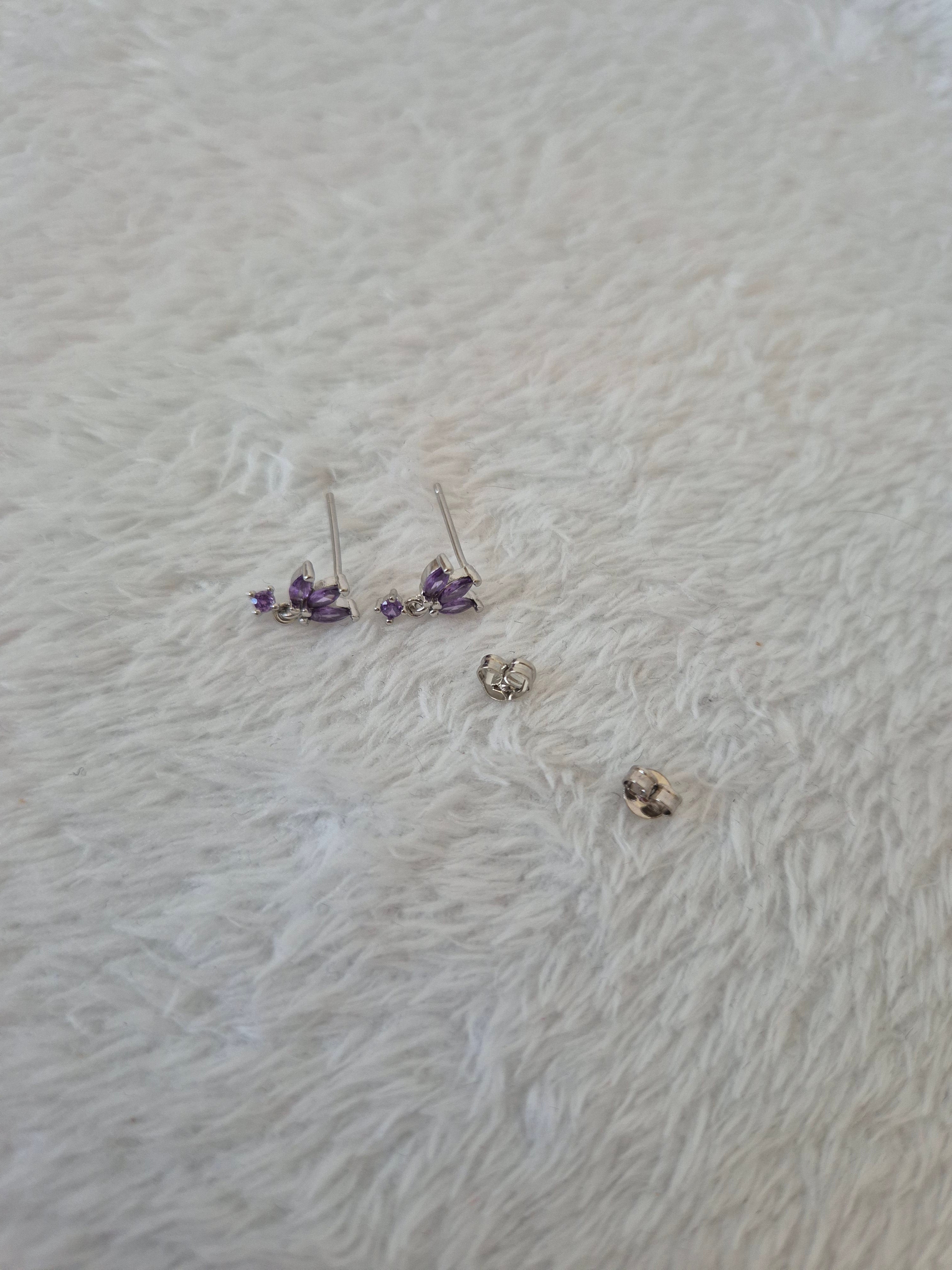Boucles d'oreilles strass violets