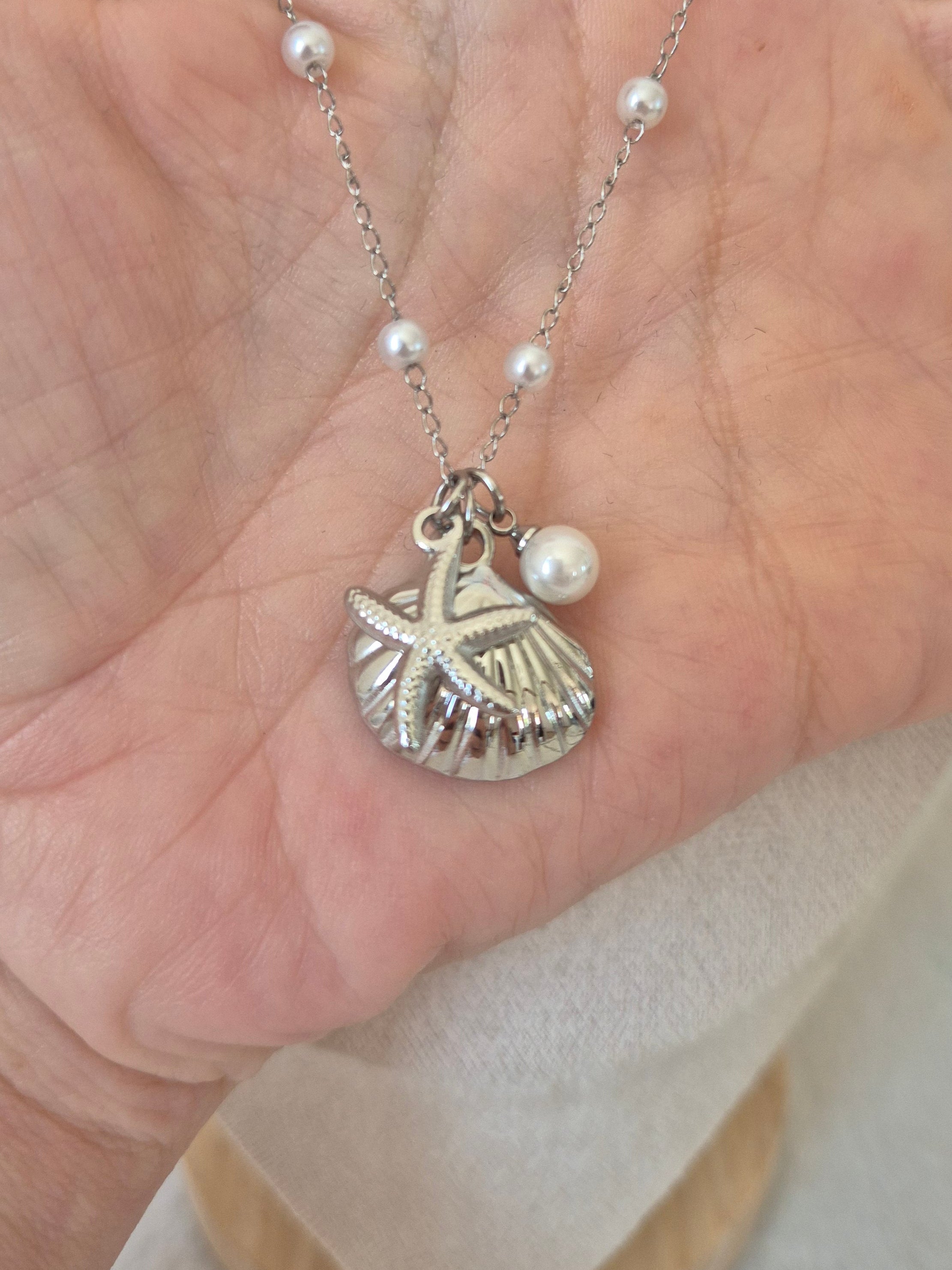Collier coquillage