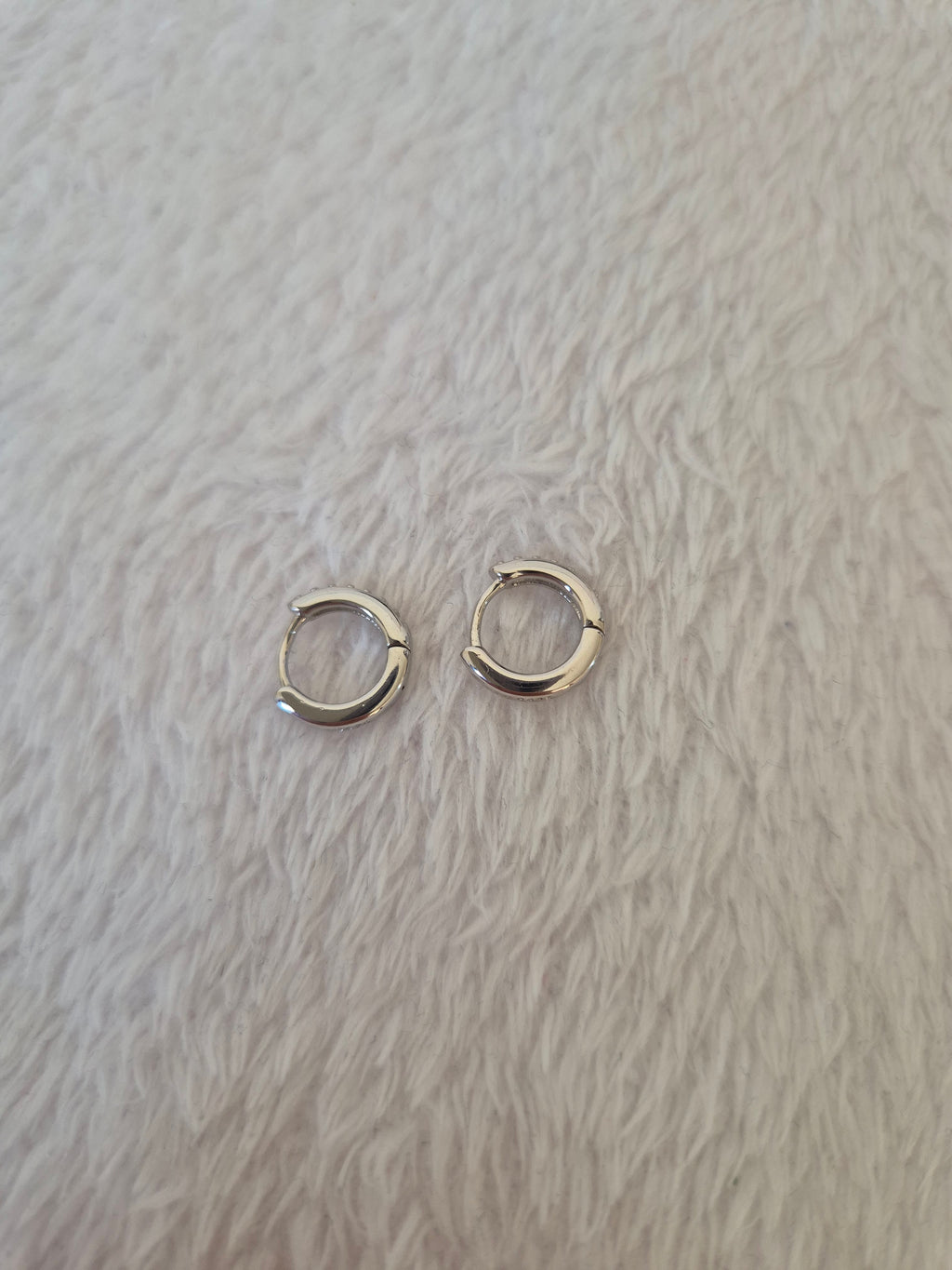 Boucles d'oreilles strass violets