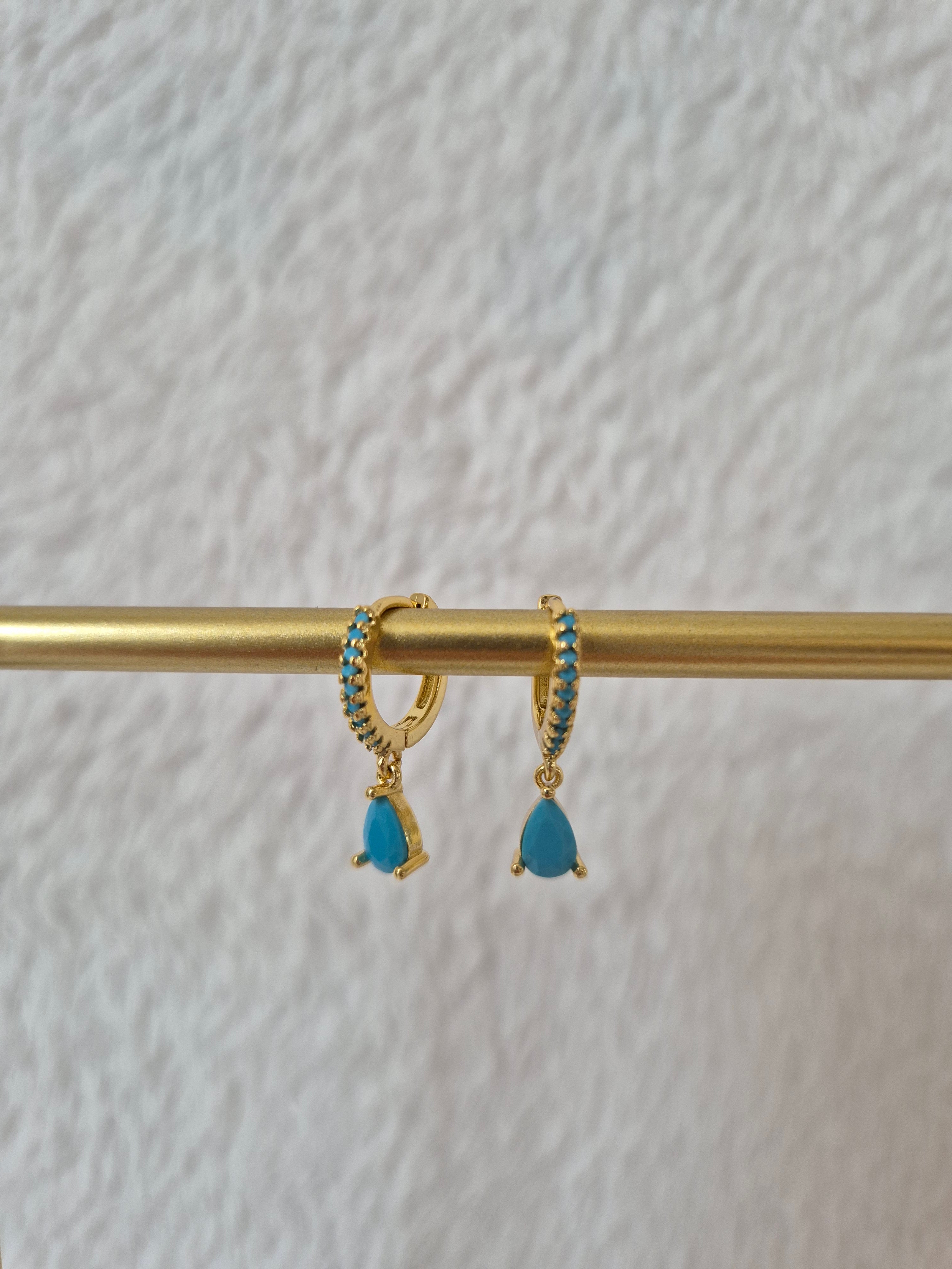 Boucles d'oreilles strass bleus clairs