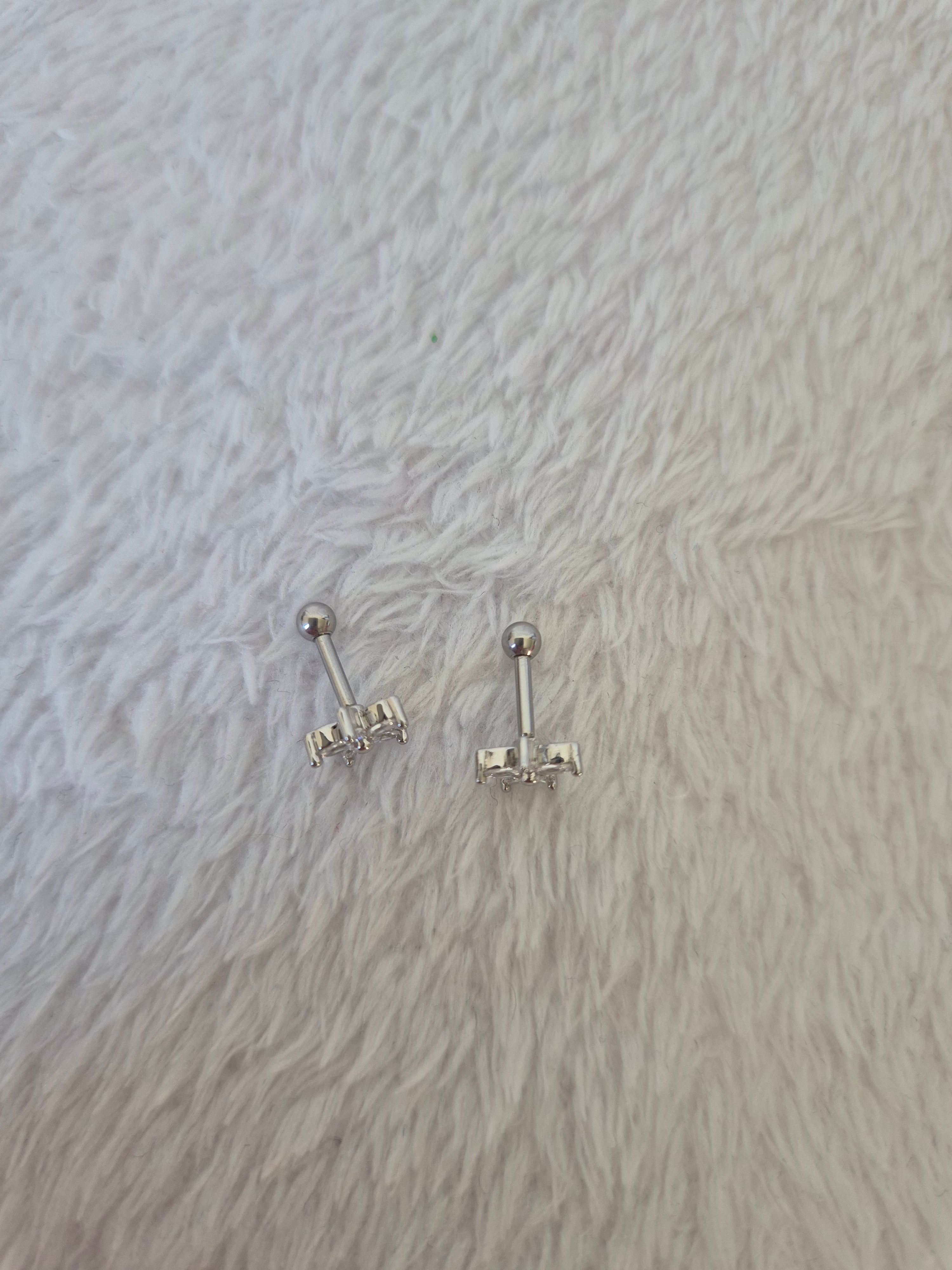 Boucles d'oreilles fleurs strass