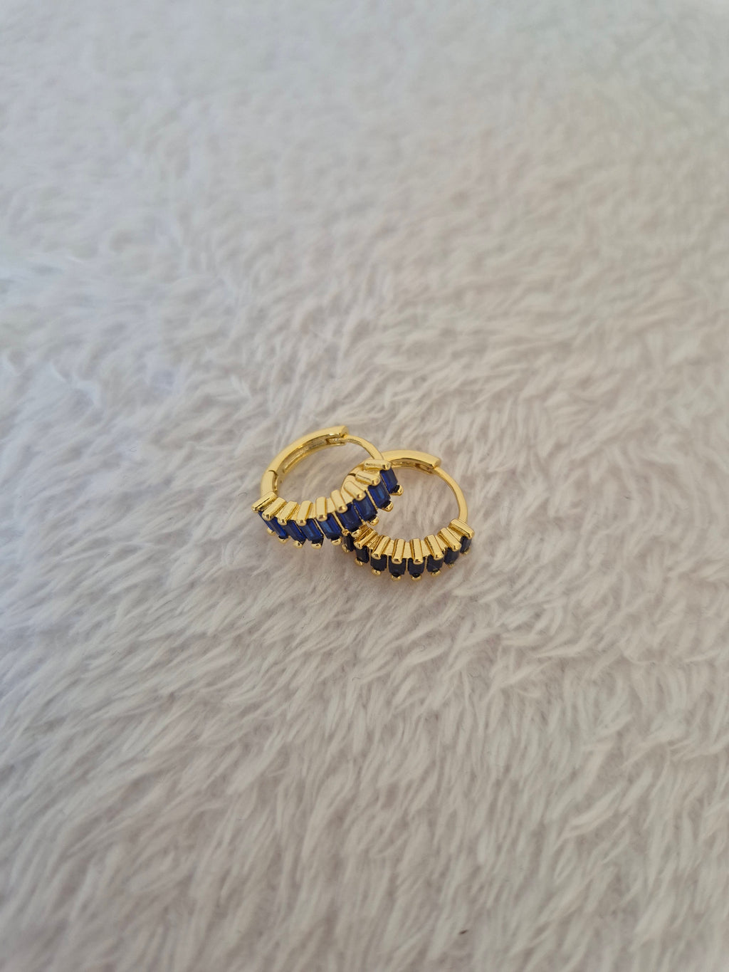 Boucles d'oreilles strass bleus marines
