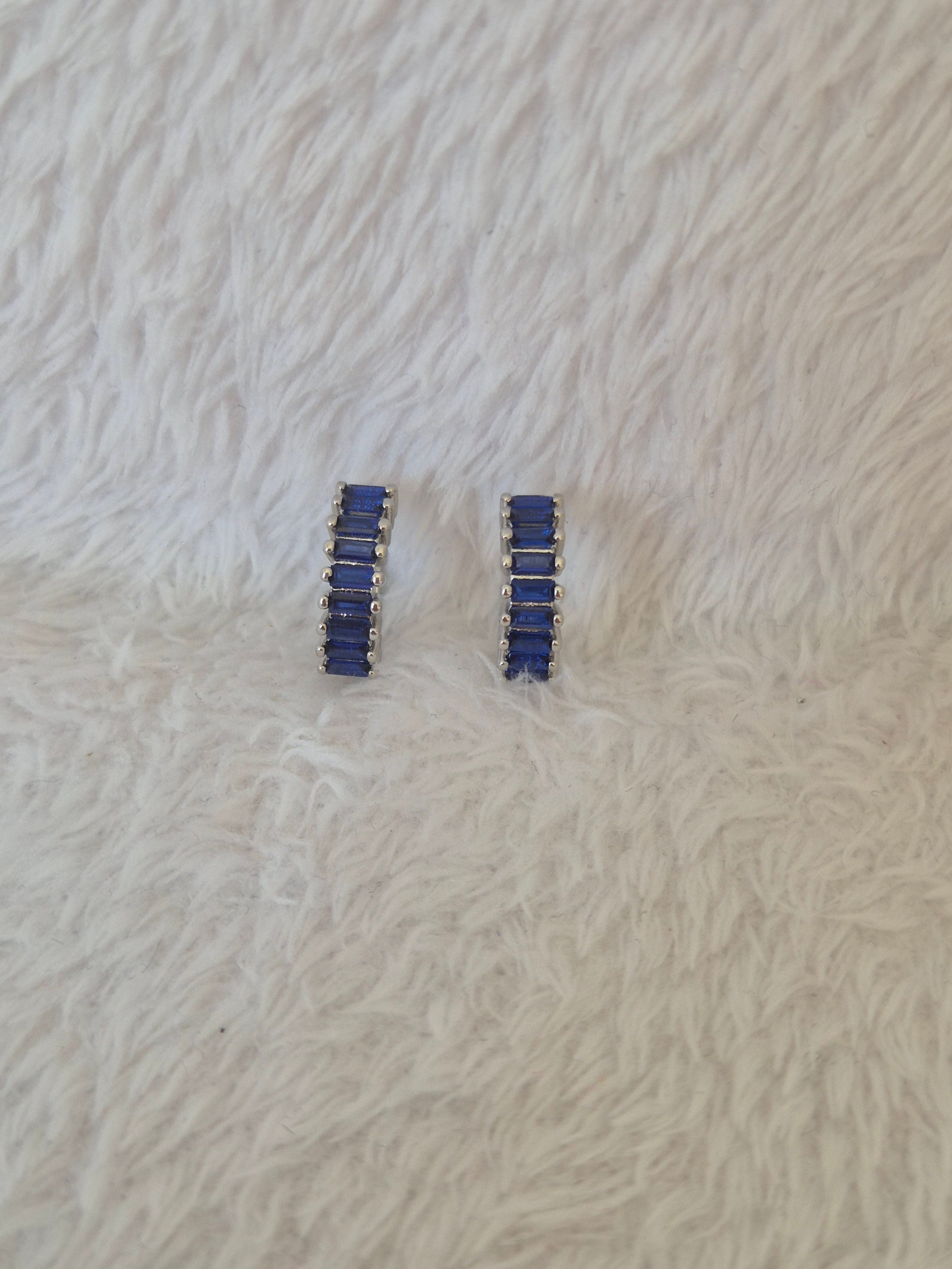Mini créoles strass bleus marines