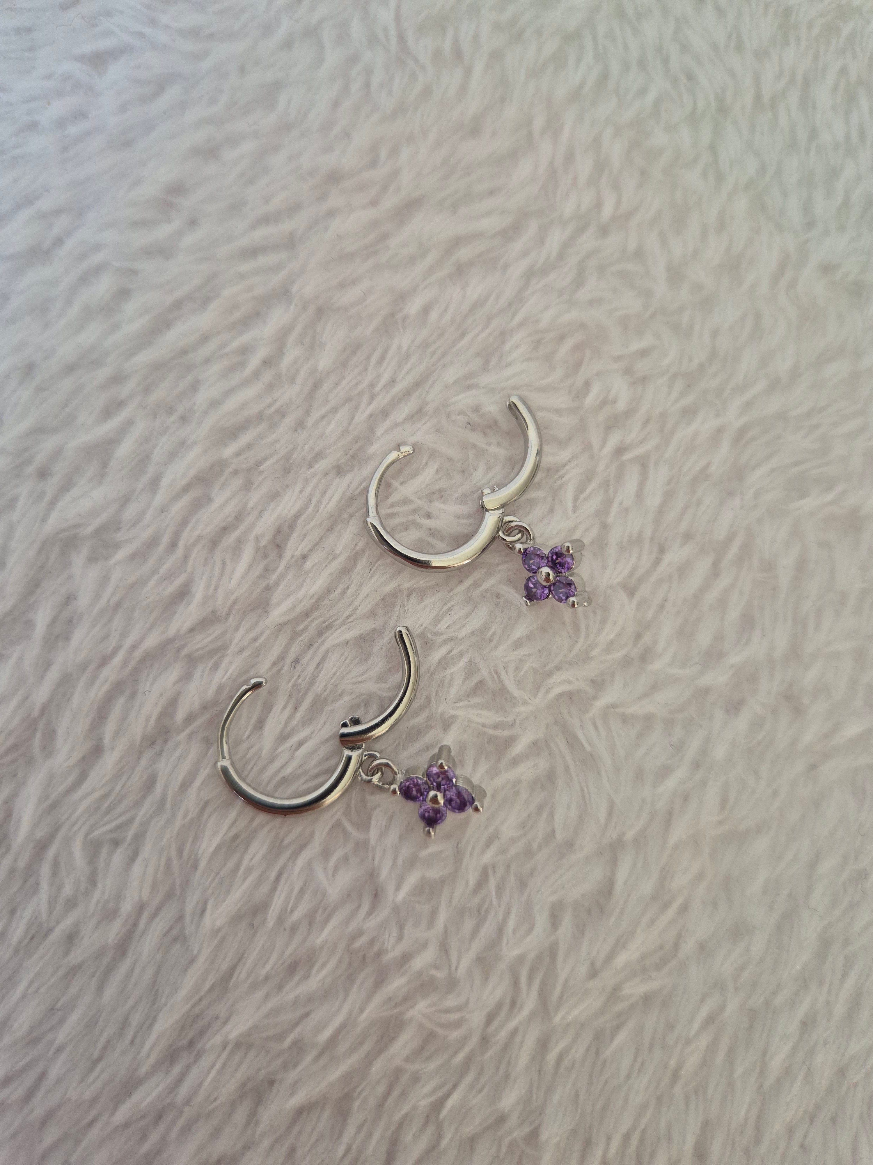Boucles d'oreilles strass violets