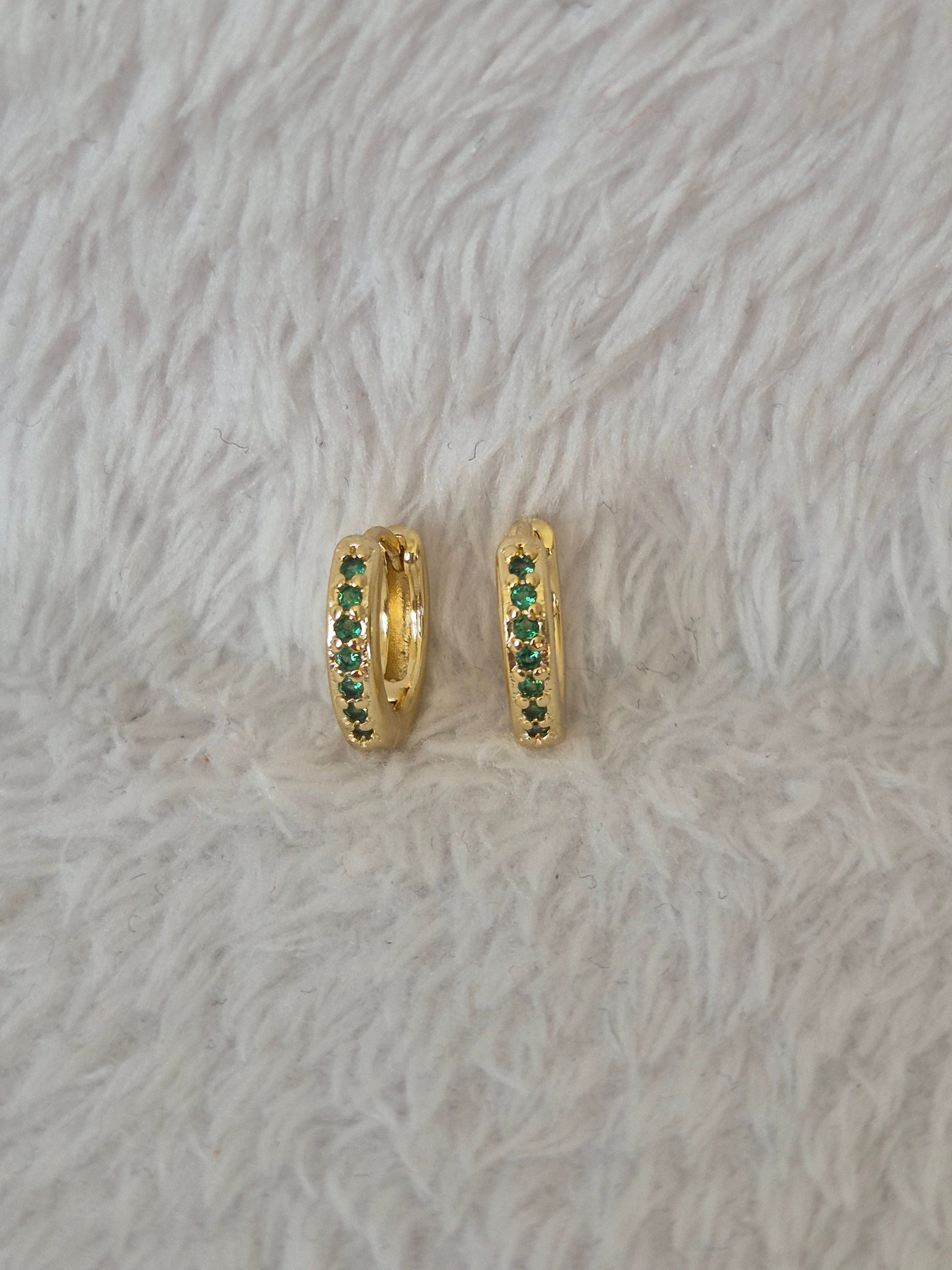 Mini créoles strass verts