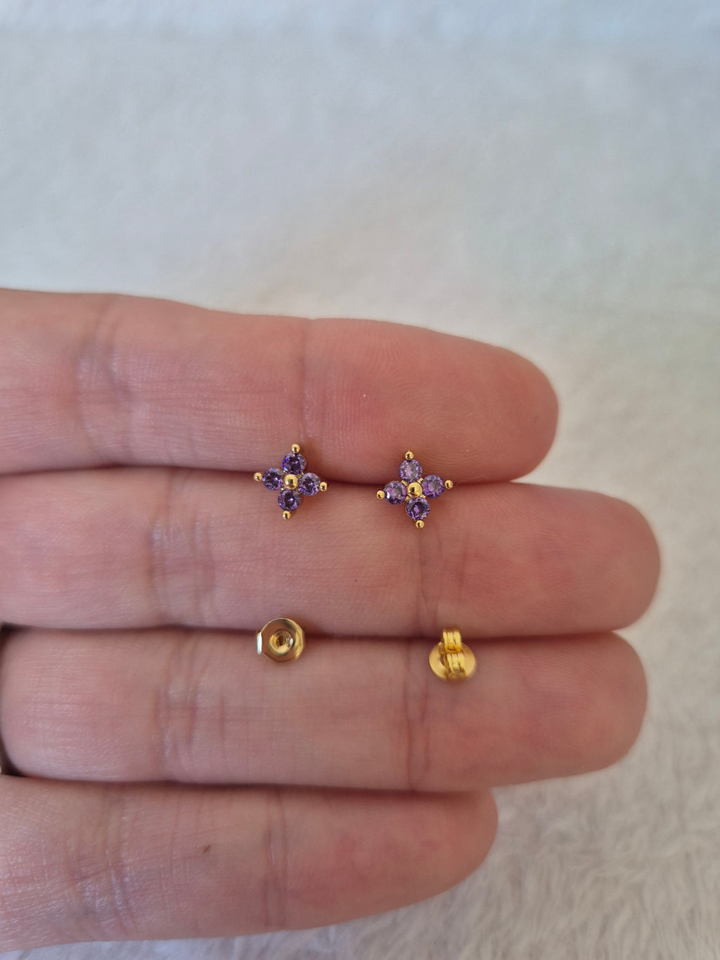 Boucles d'oreilles strass violets