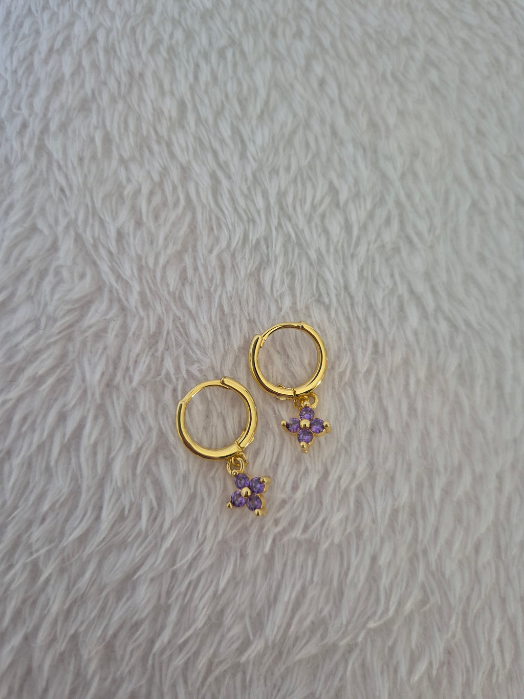 Boucles d'oreilles strass violets