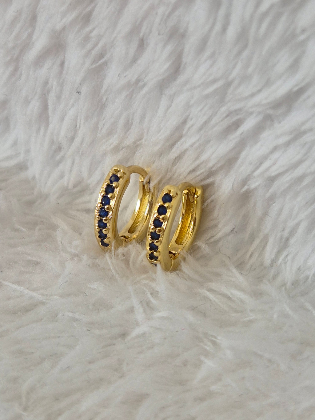 Mini créoles strass bleus marines
