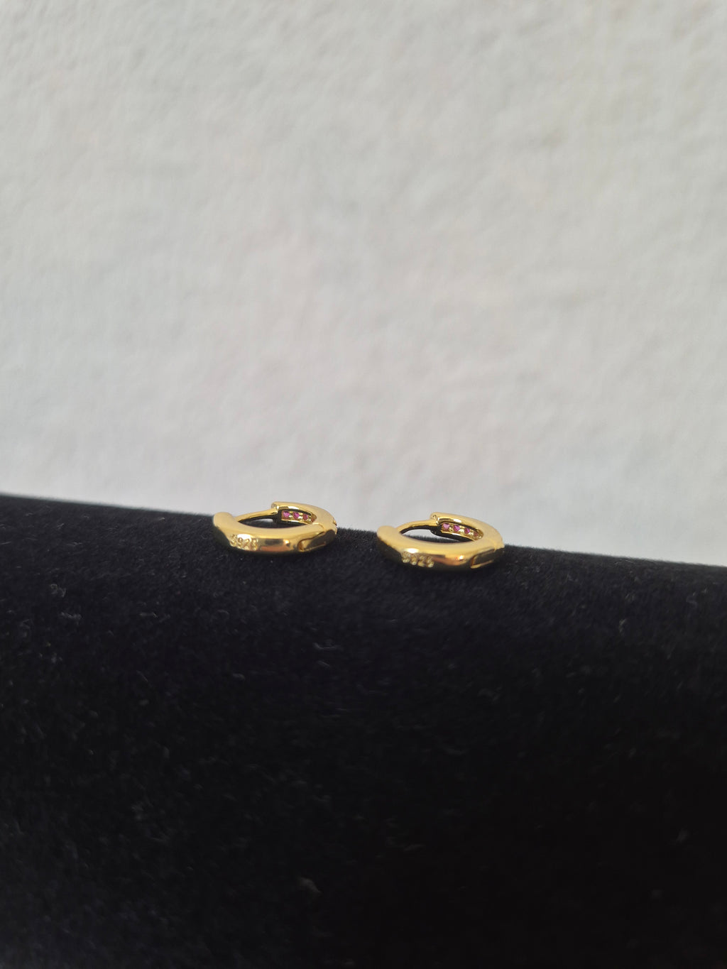 Mini créoles strass fuschia