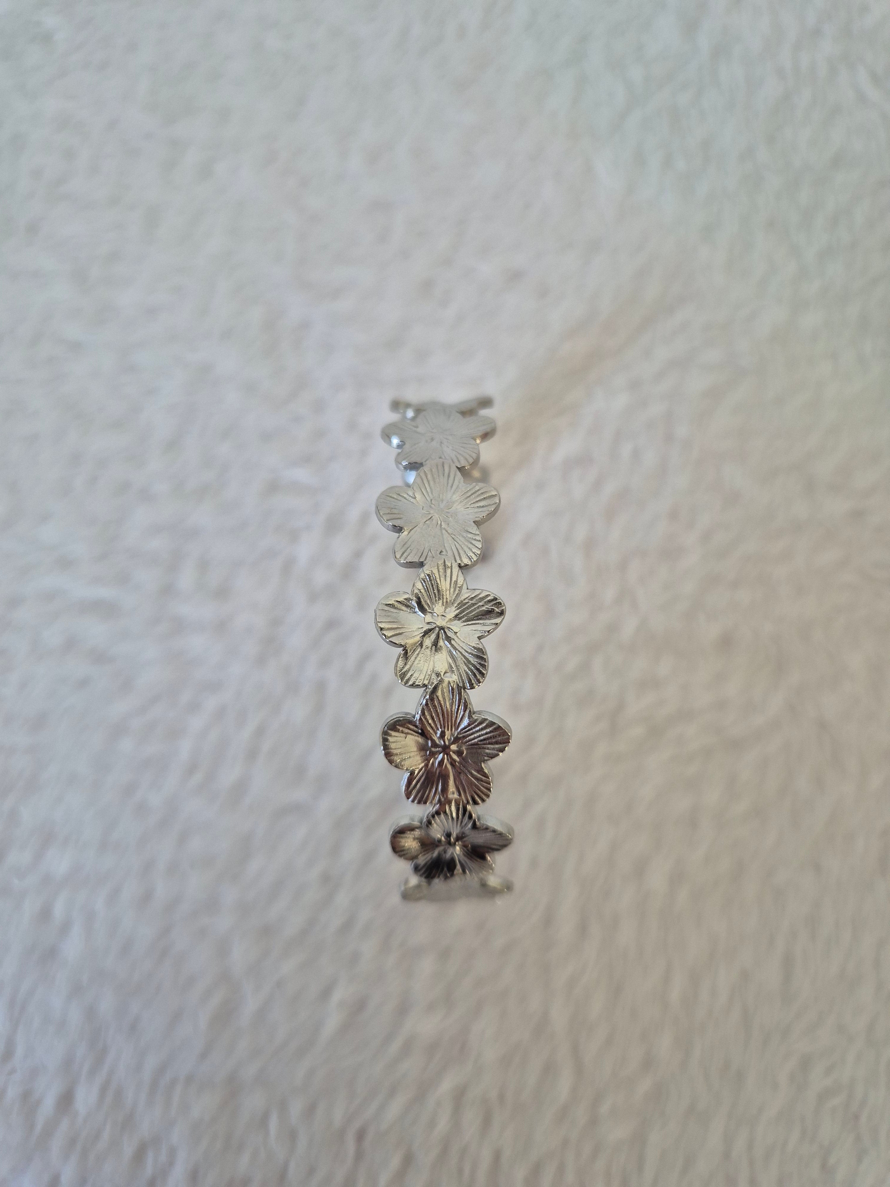 Bracelet fleurs