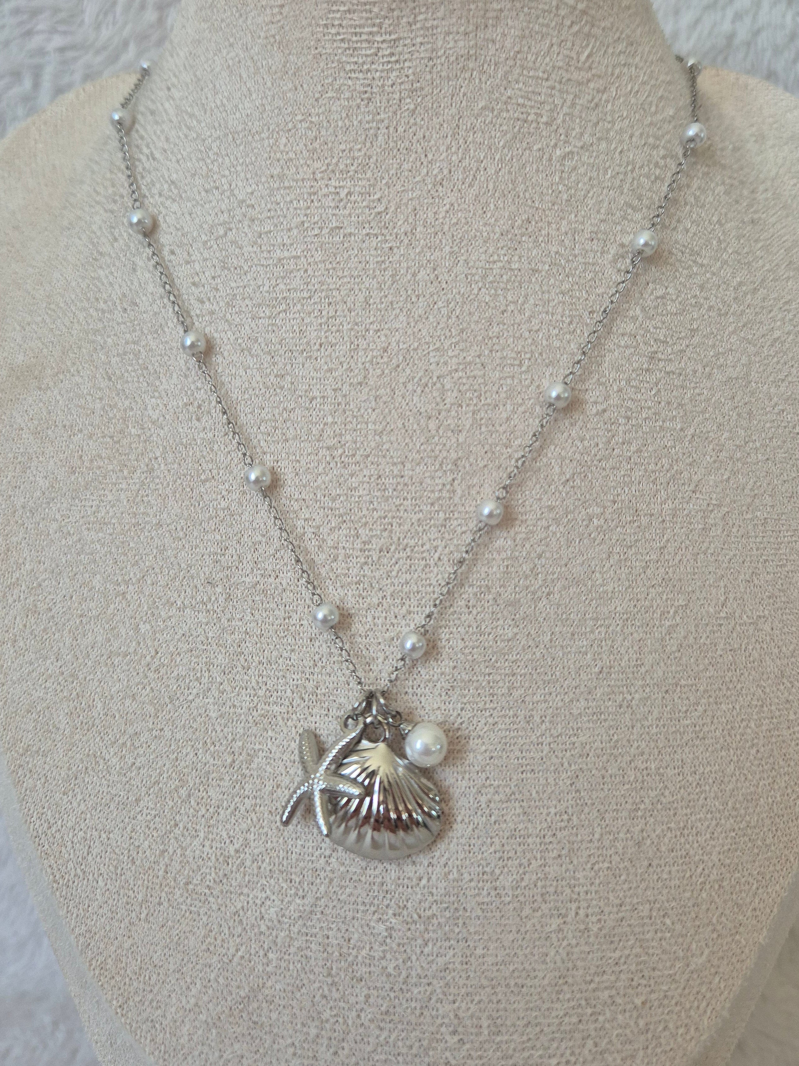 Collier coquillage