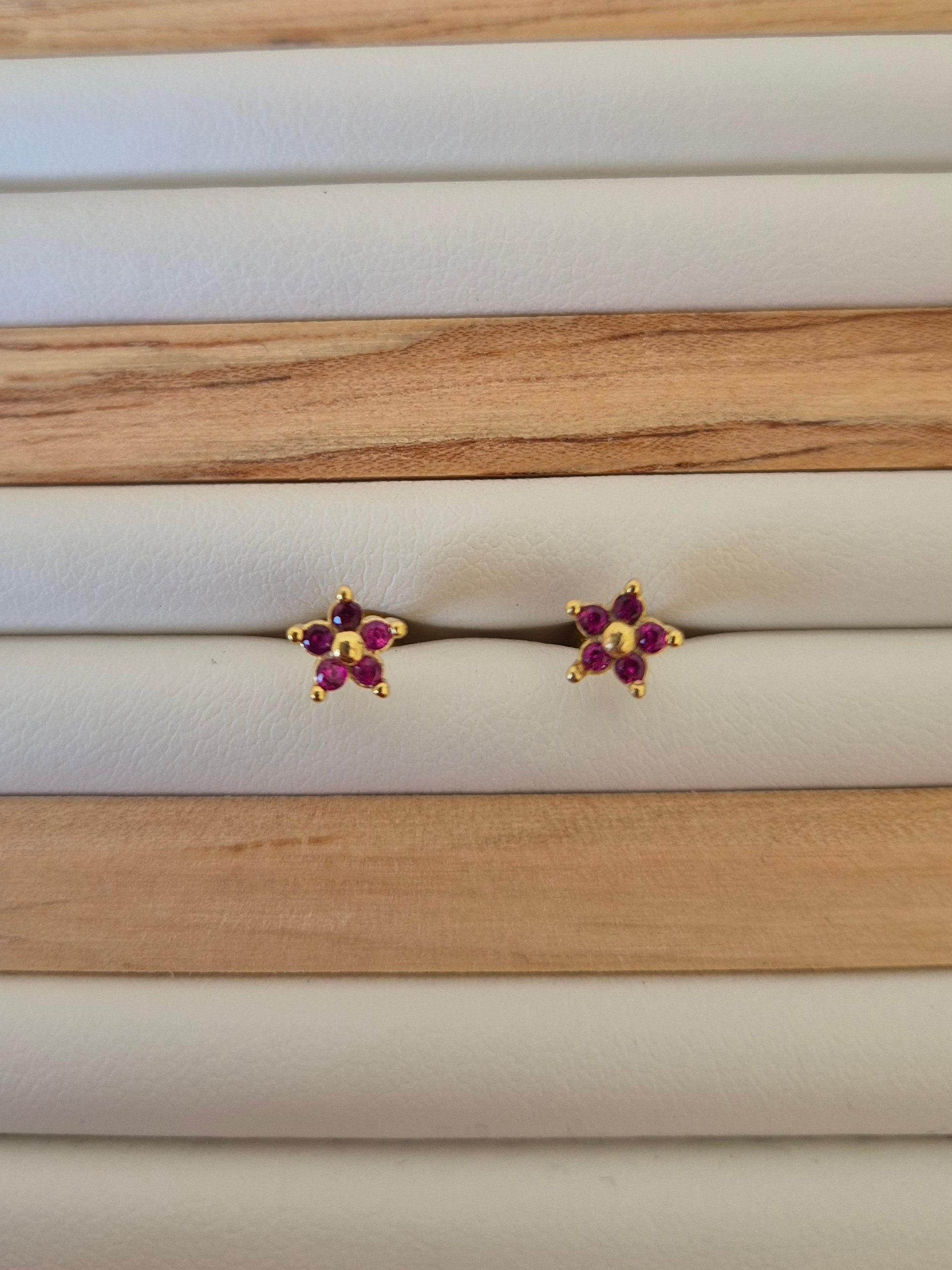 Boucles d'oreilles fleurs fuschia