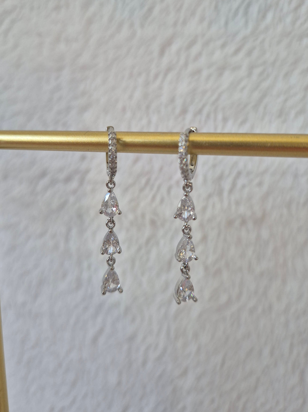 Boucles d'oreilles longues strass gouttes