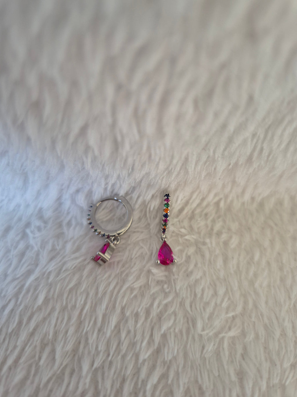 Boucles d'oreilles strass multicolores