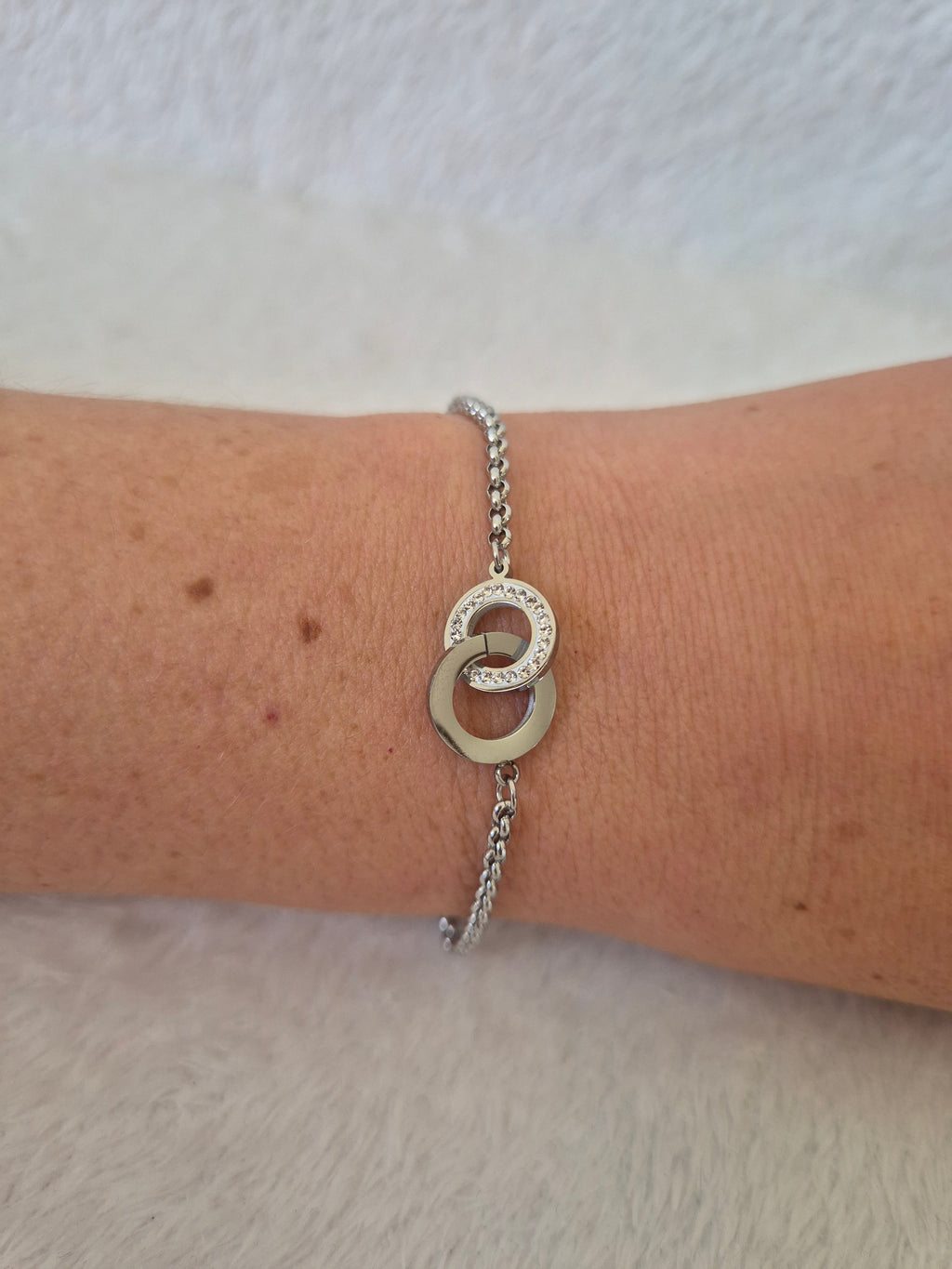 Bracelet entrelacé