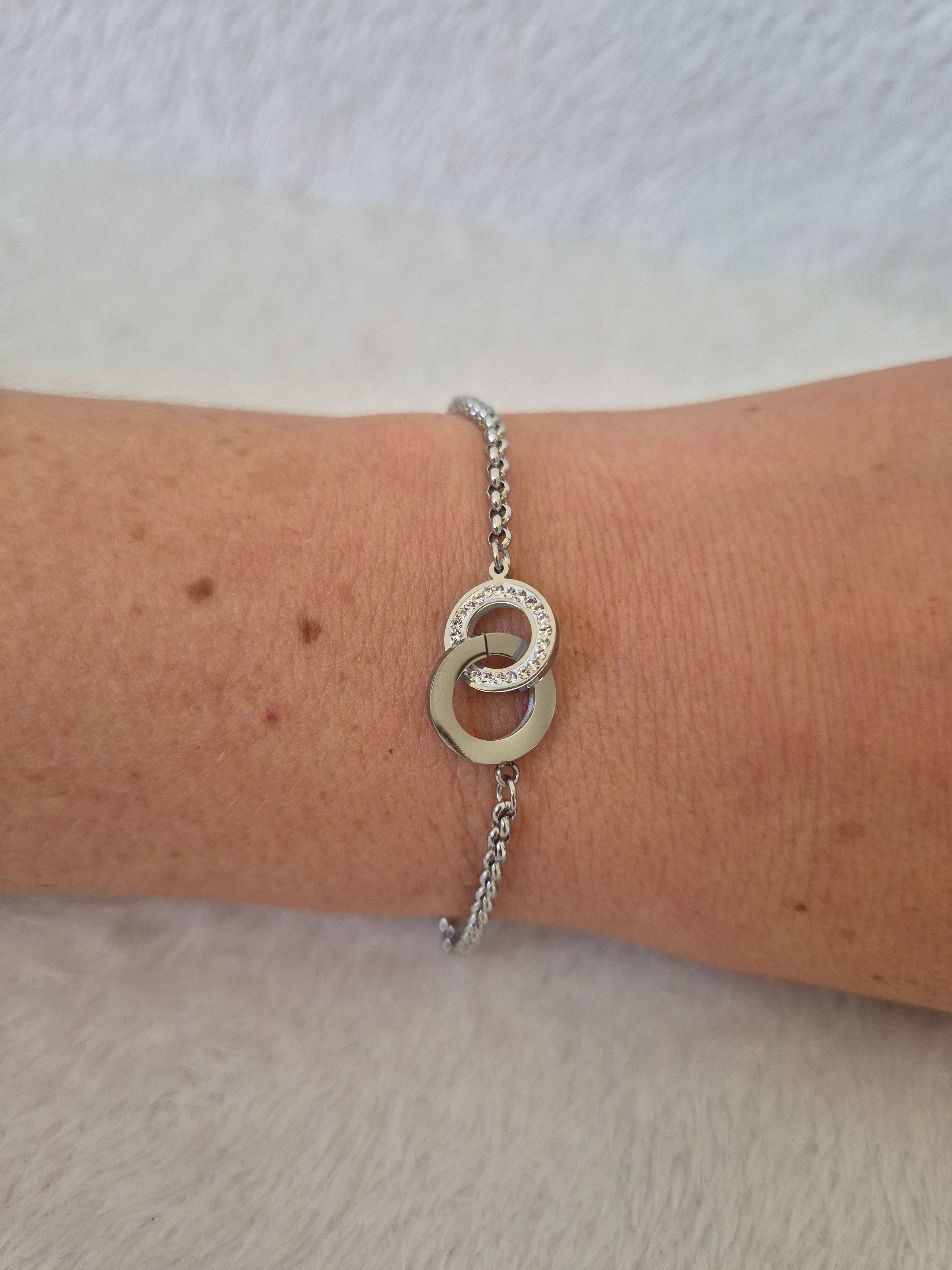 Bracelet entrelacé