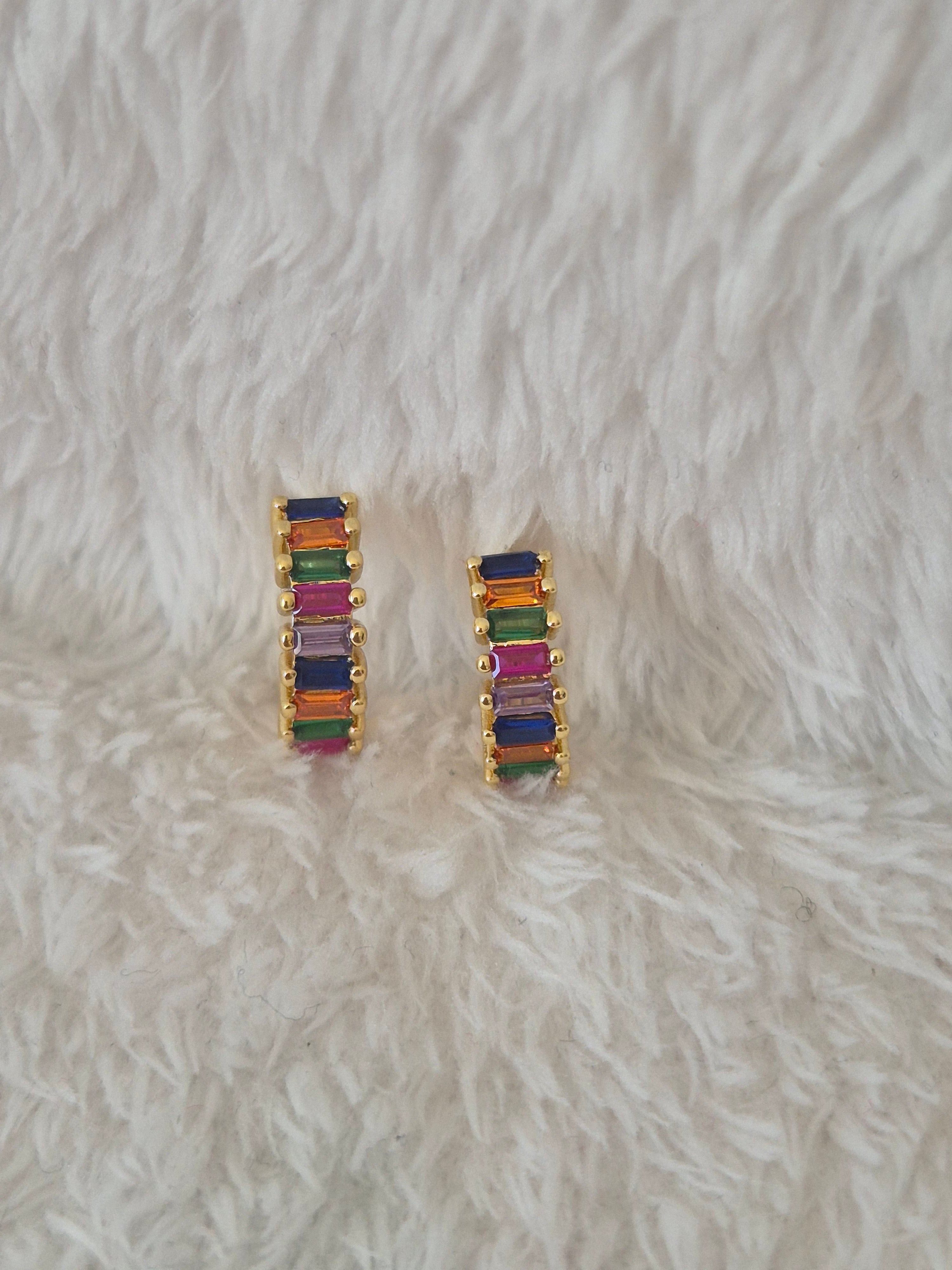 Mini créoles strass multicolores