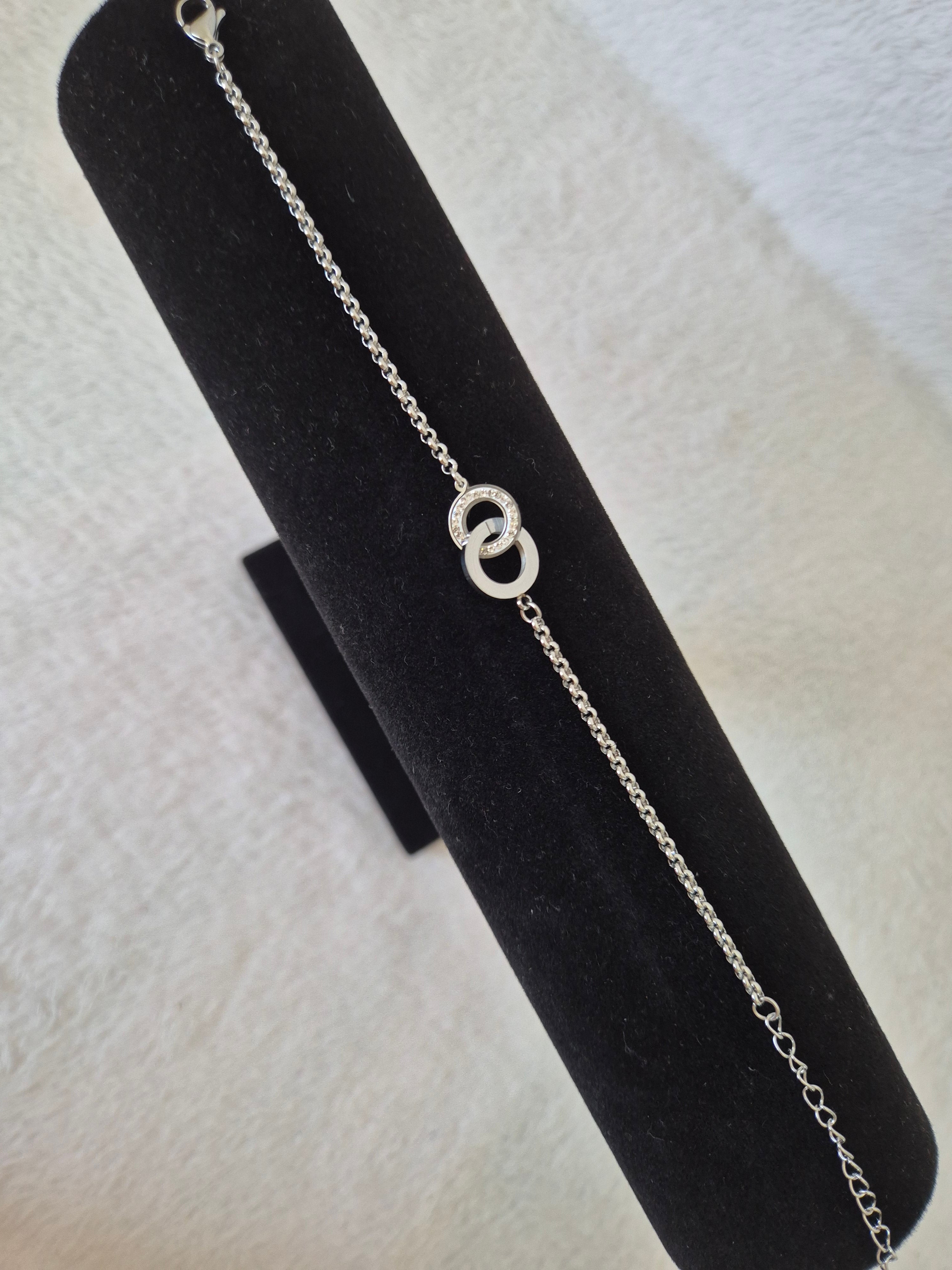 Bracelet entrelacé