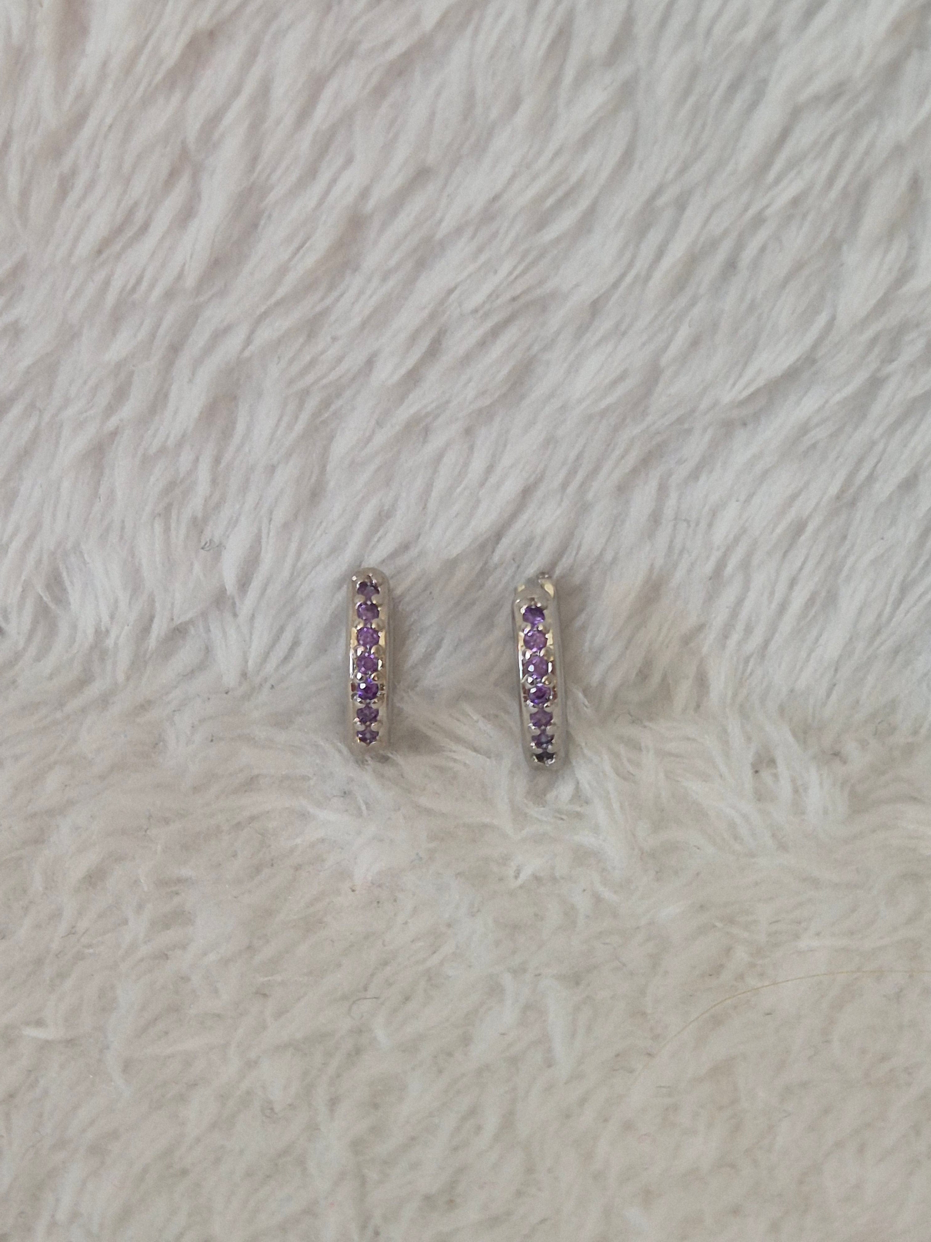 Boucles d'oreilles strass violets
