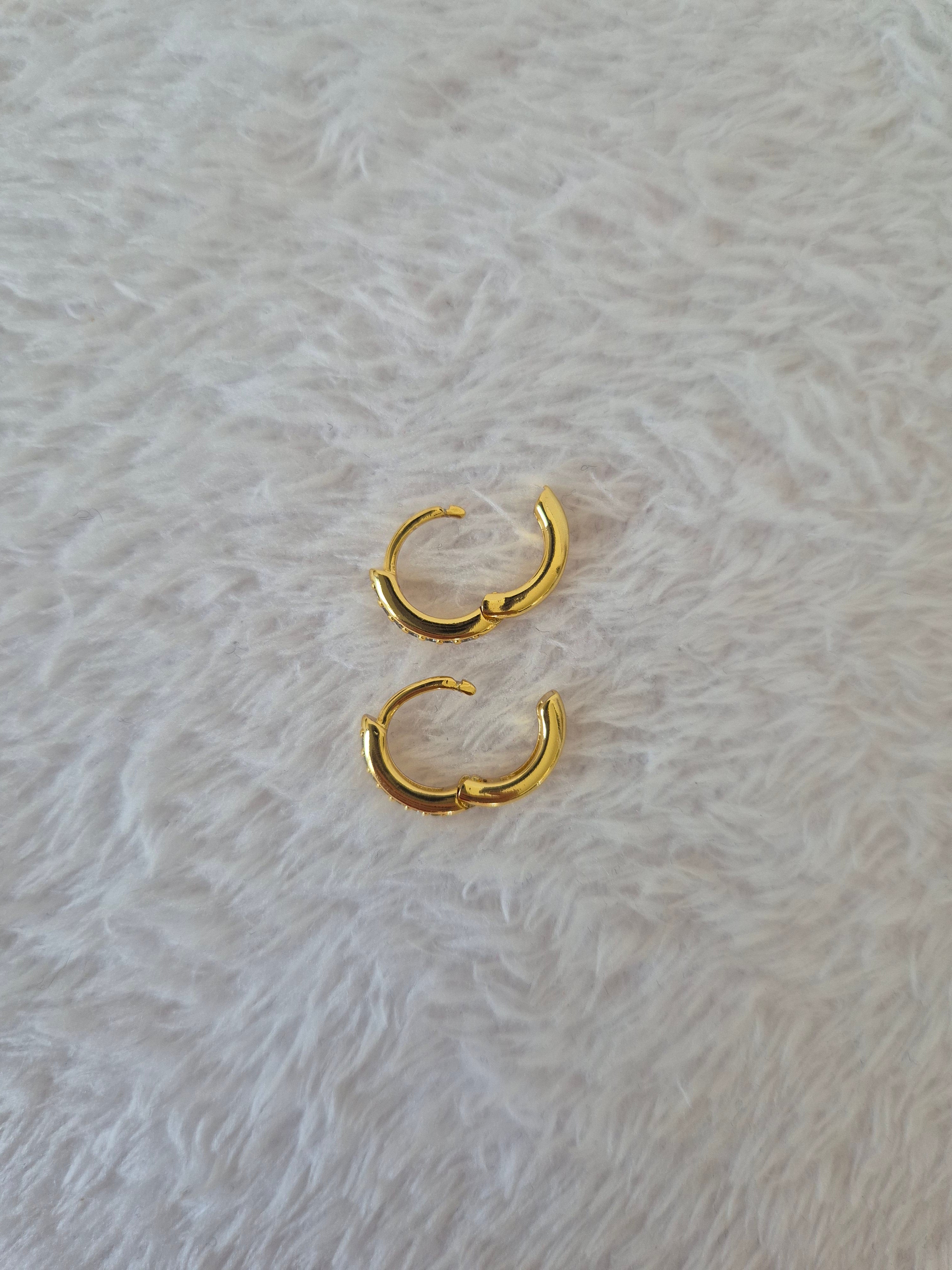 Mini créoles strass diamants