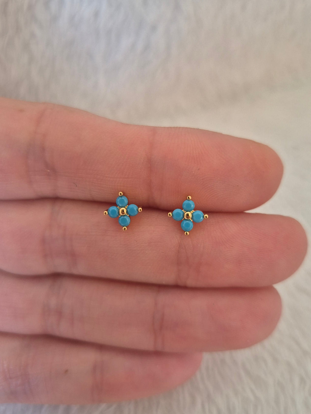 Boucles d'oreilles strass bleus clairs