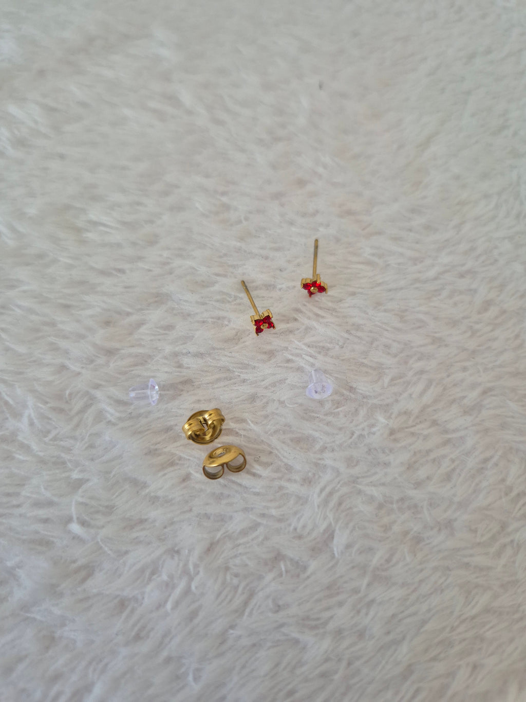 Boucles d'oreilles strass rouges