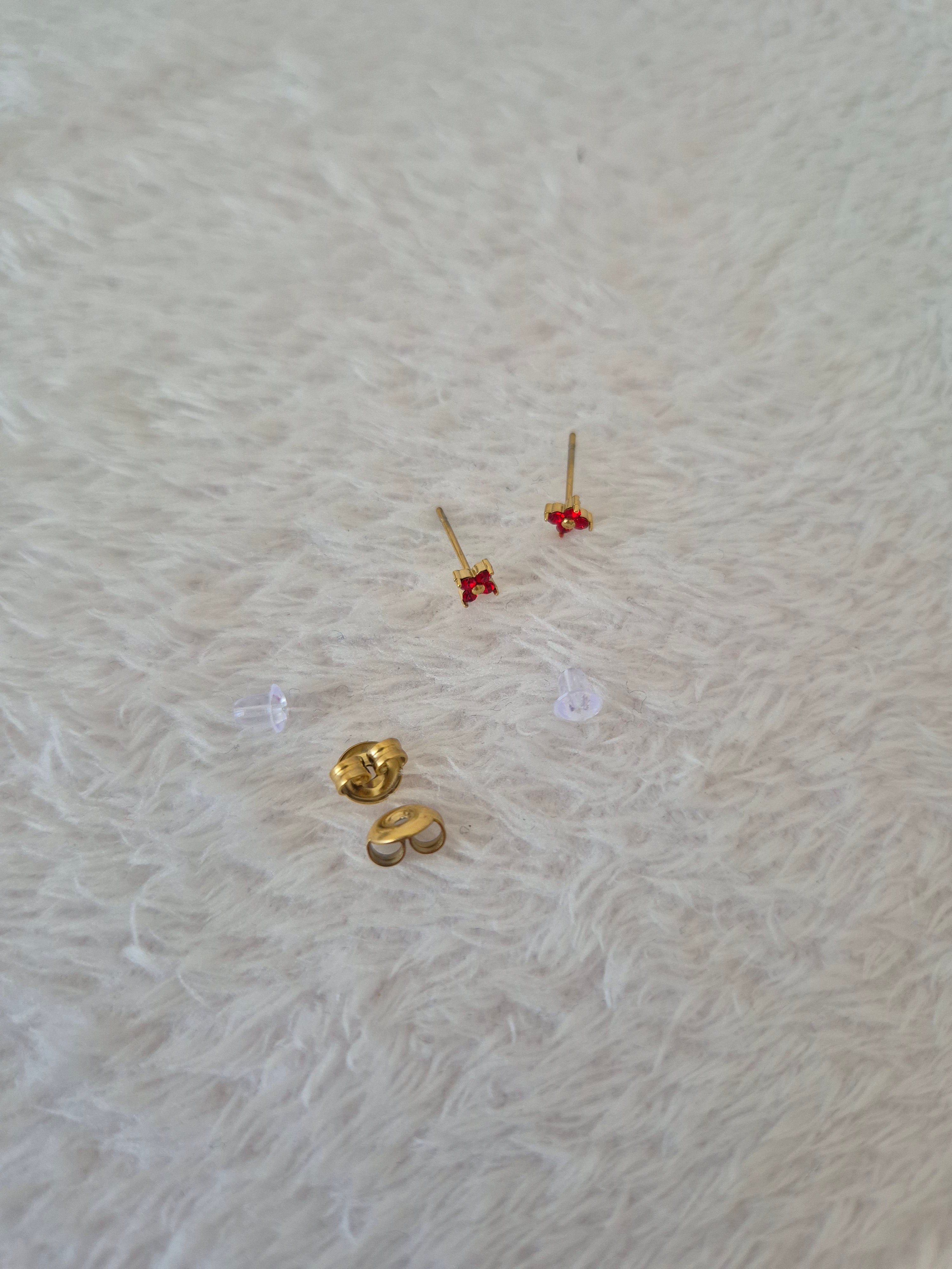 Boucles d'oreilles strass rouges