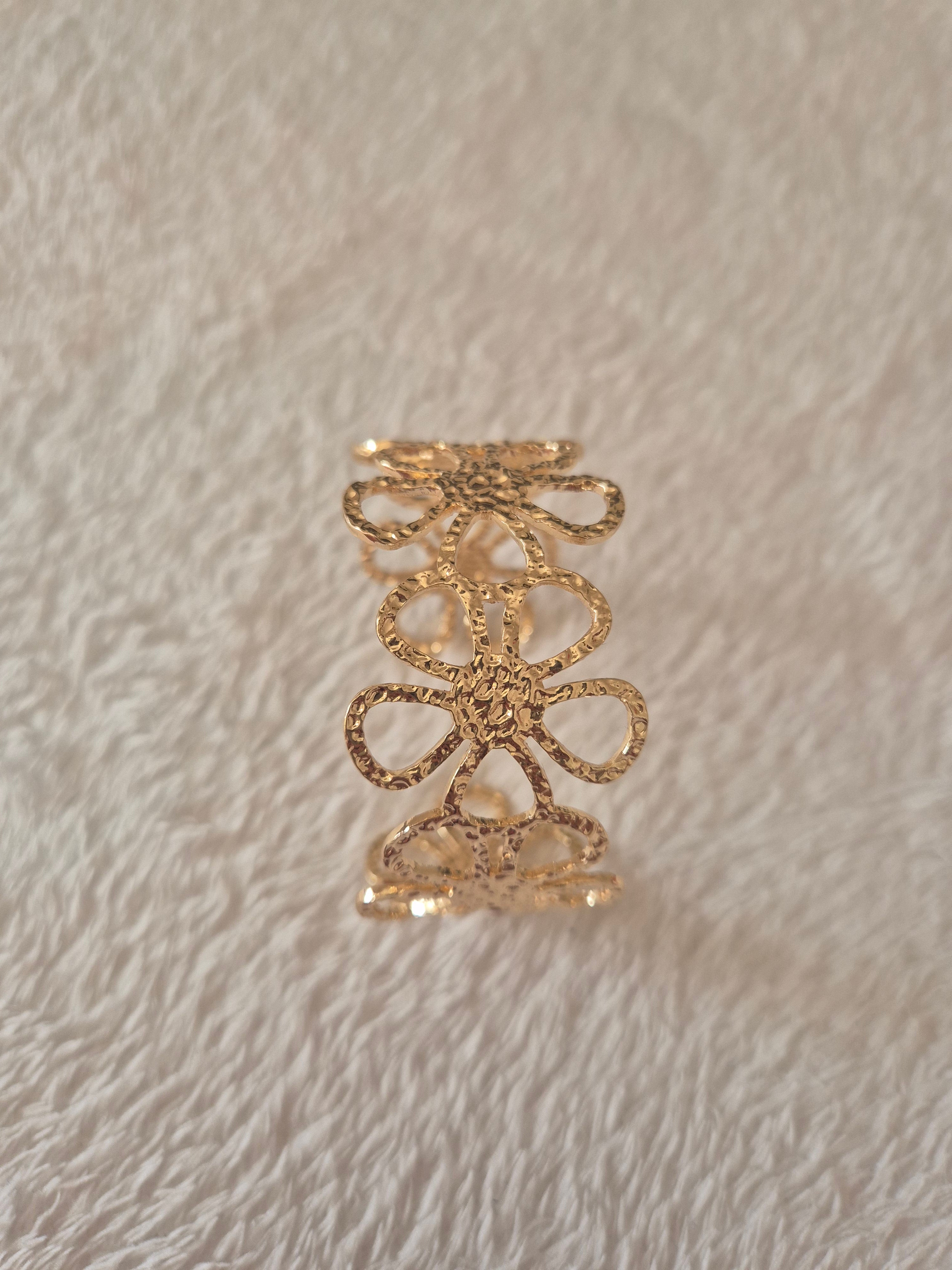 Bracelet manchette fleurs