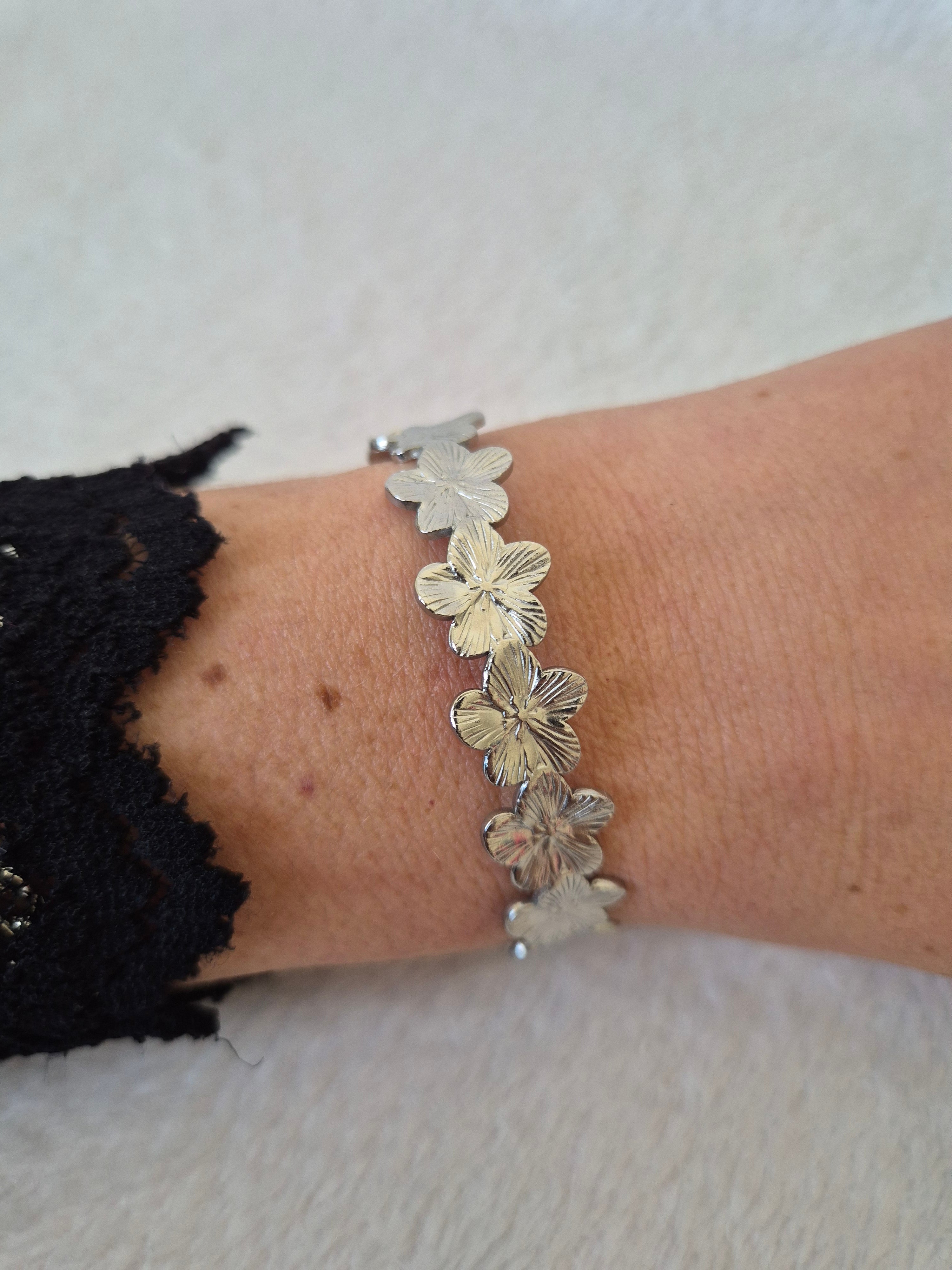 Bracelet fleurs
