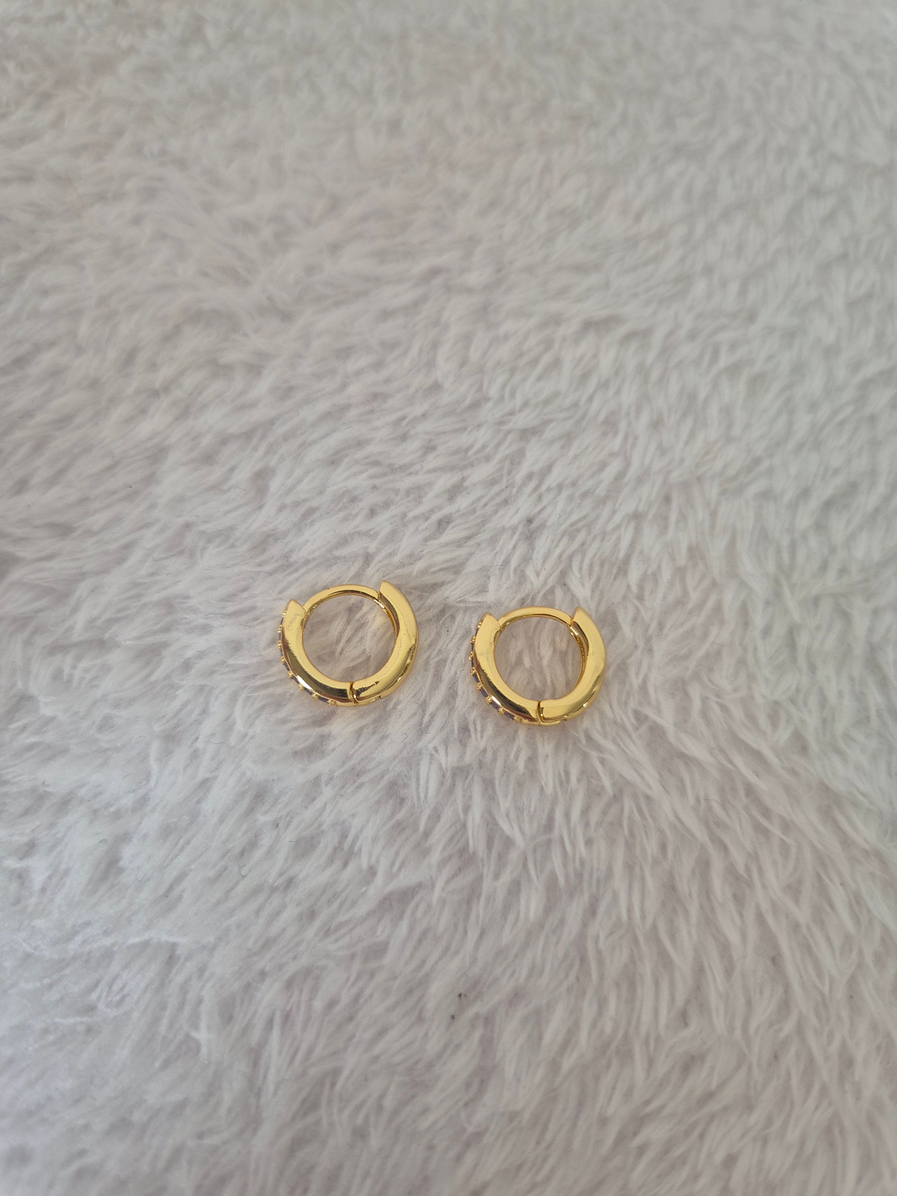 Boucles d'oreilles strass violets