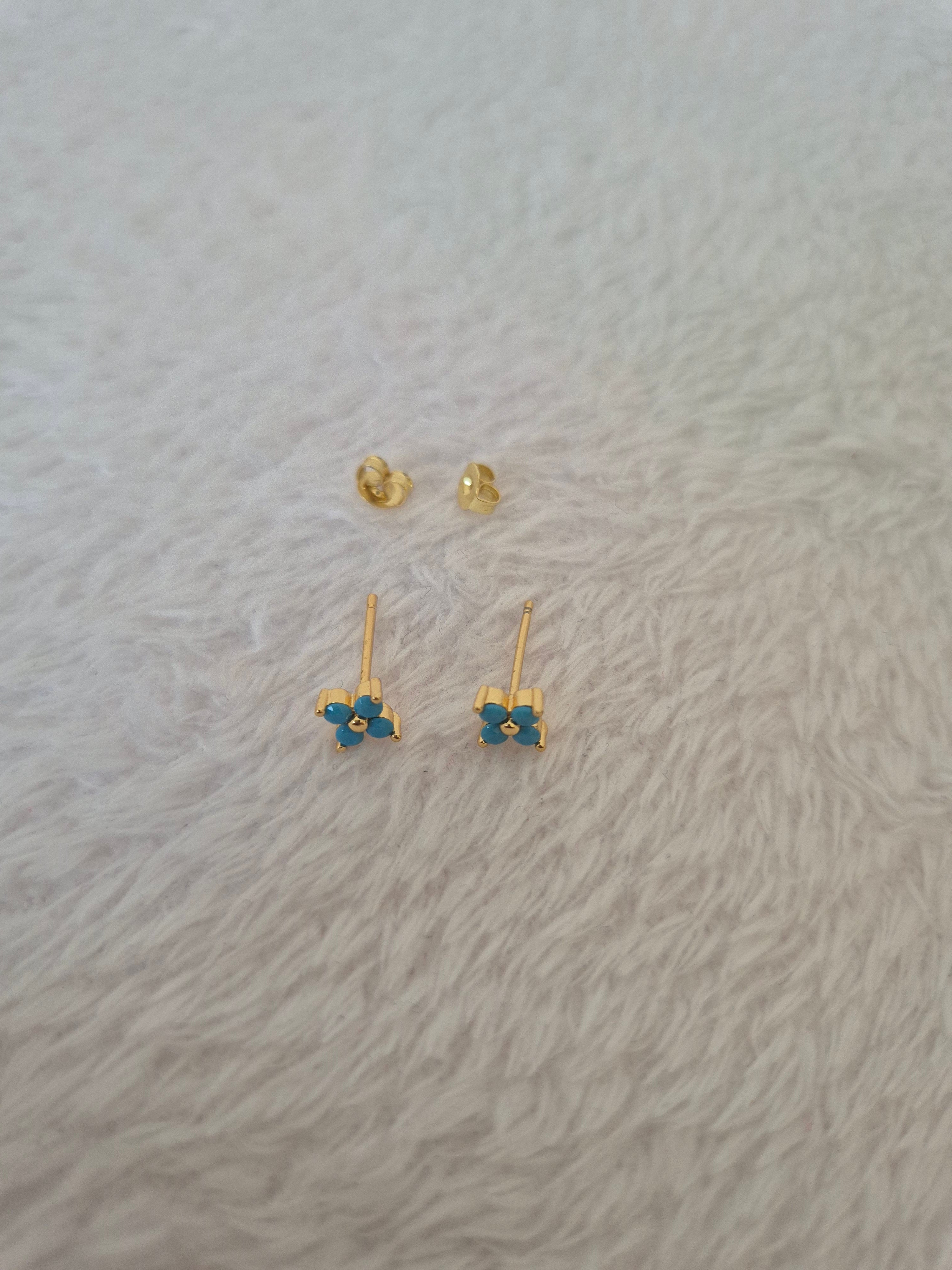 Boucles d'oreilles strass bleus clairs