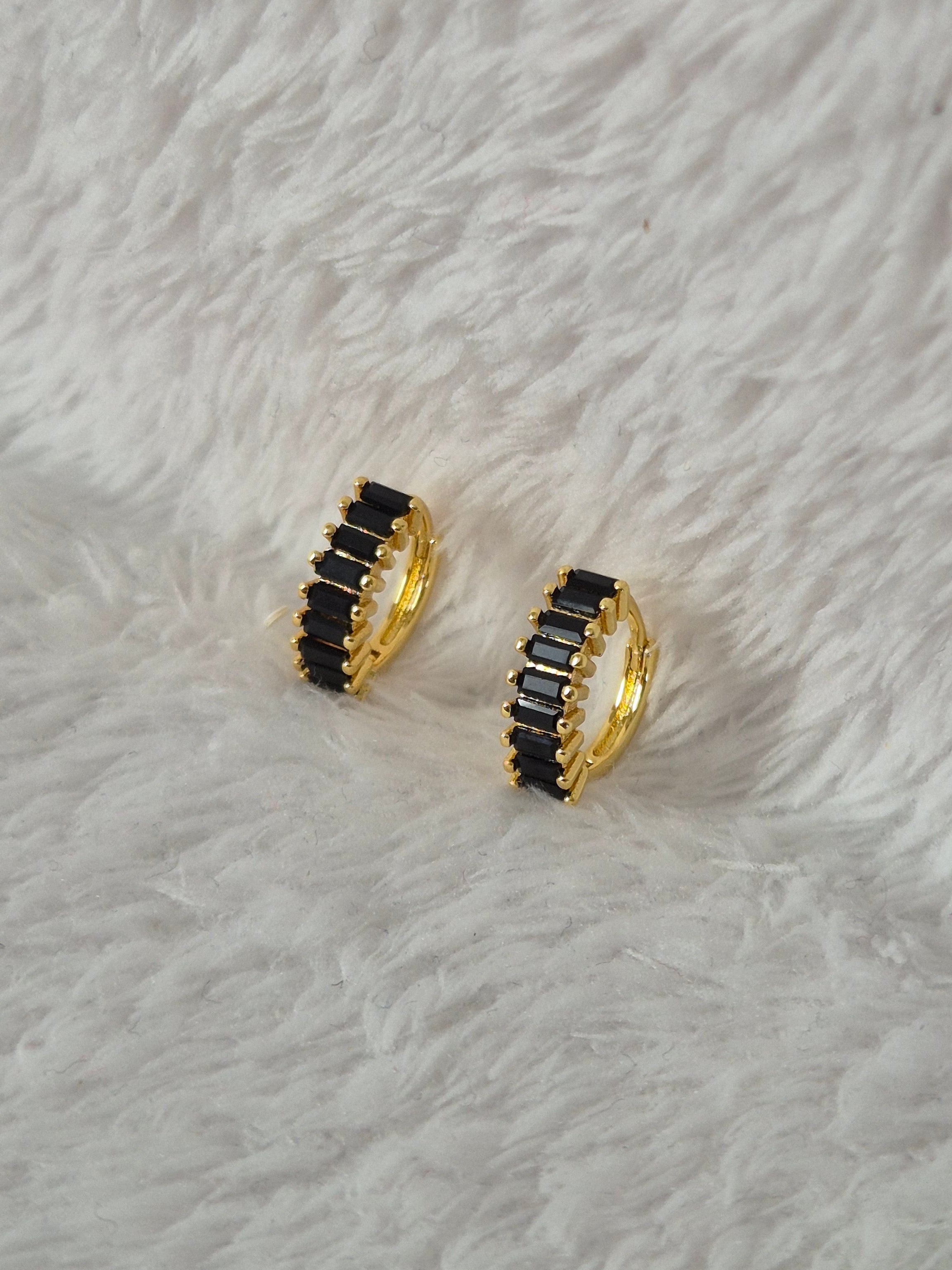 Mini créoles strass noirs