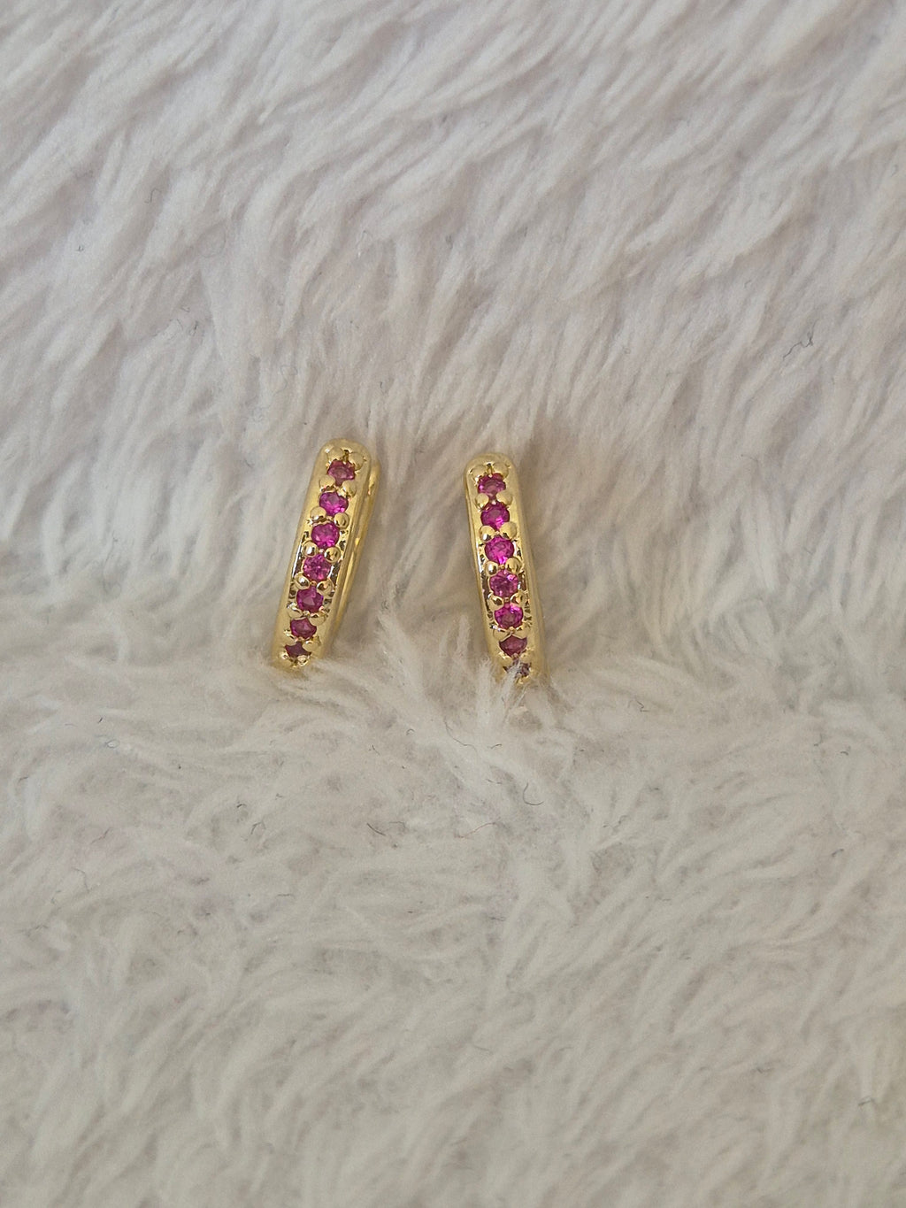 Mini créoles strass fuschia