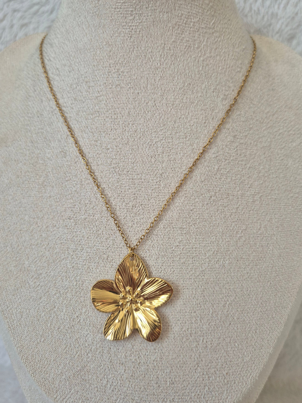Collier fleur