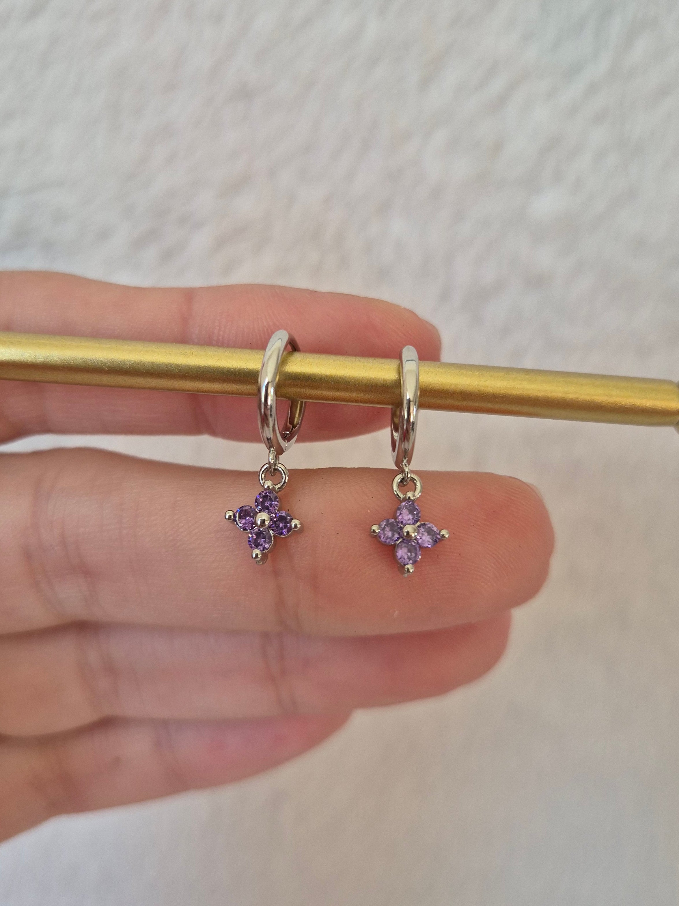 Boucles d'oreilles strass violets